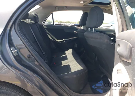 2013 Toyota Corolla S z USA, uszkodzony, nr VIN 2T1BU4EE6DC051104